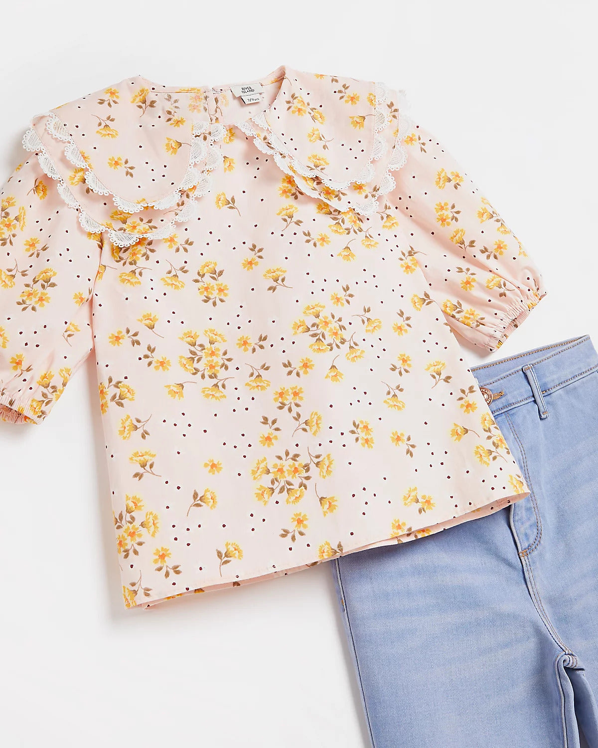 Riverisland Girls pink collar floral top and jeans outfit